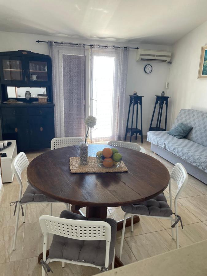Apartman Gabrijel Podgora Exteriör bild