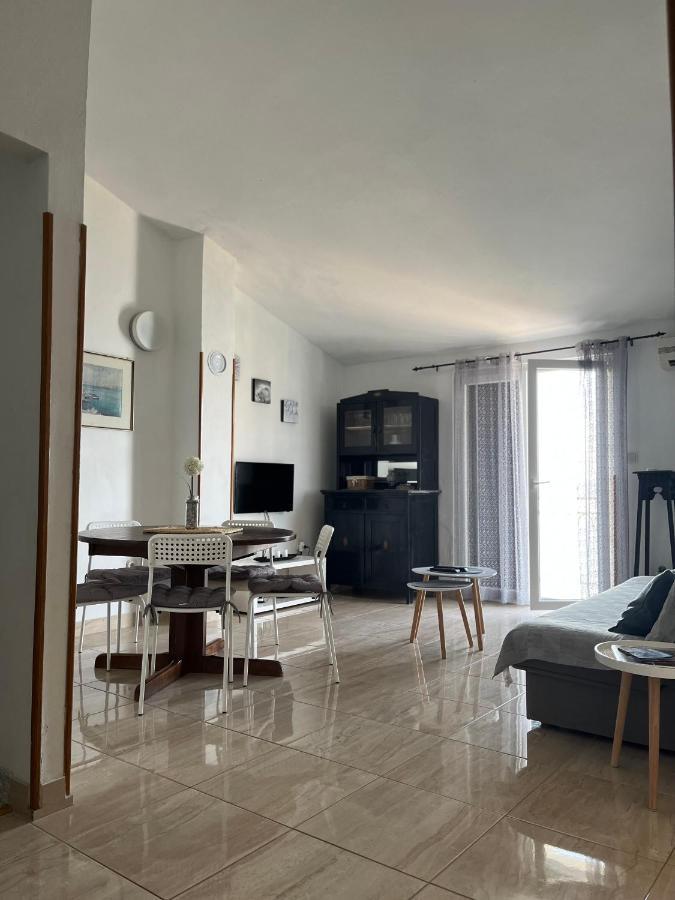 Apartman Gabrijel Podgora Exteriör bild